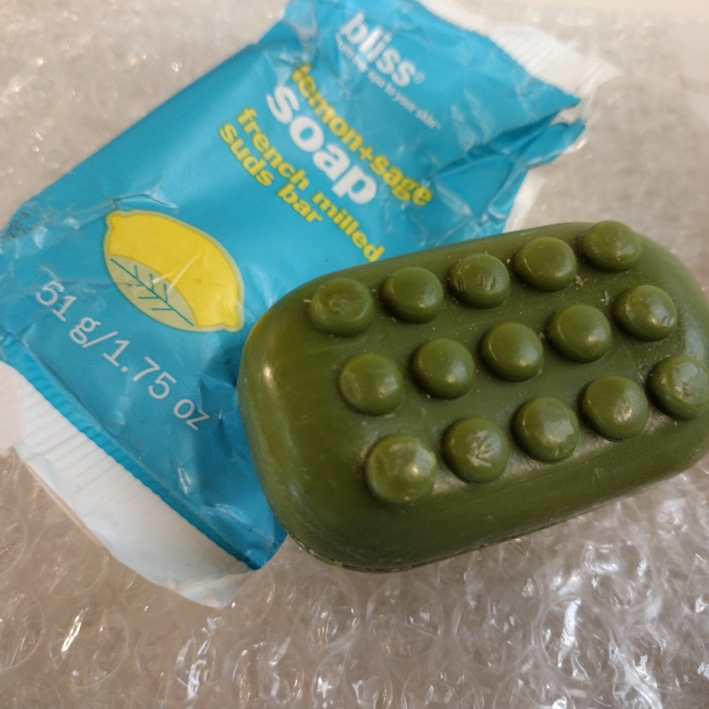 Bliss Lemon + Sage French Milled  Massage Soap Bar Green 1.75 oz Opened Pack New